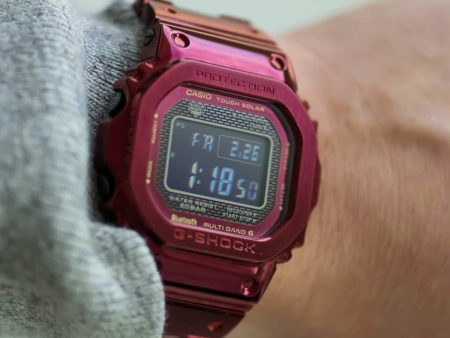 بررسی ساعت G-Shock Full Metal Red Lion GMW B5000RD-4